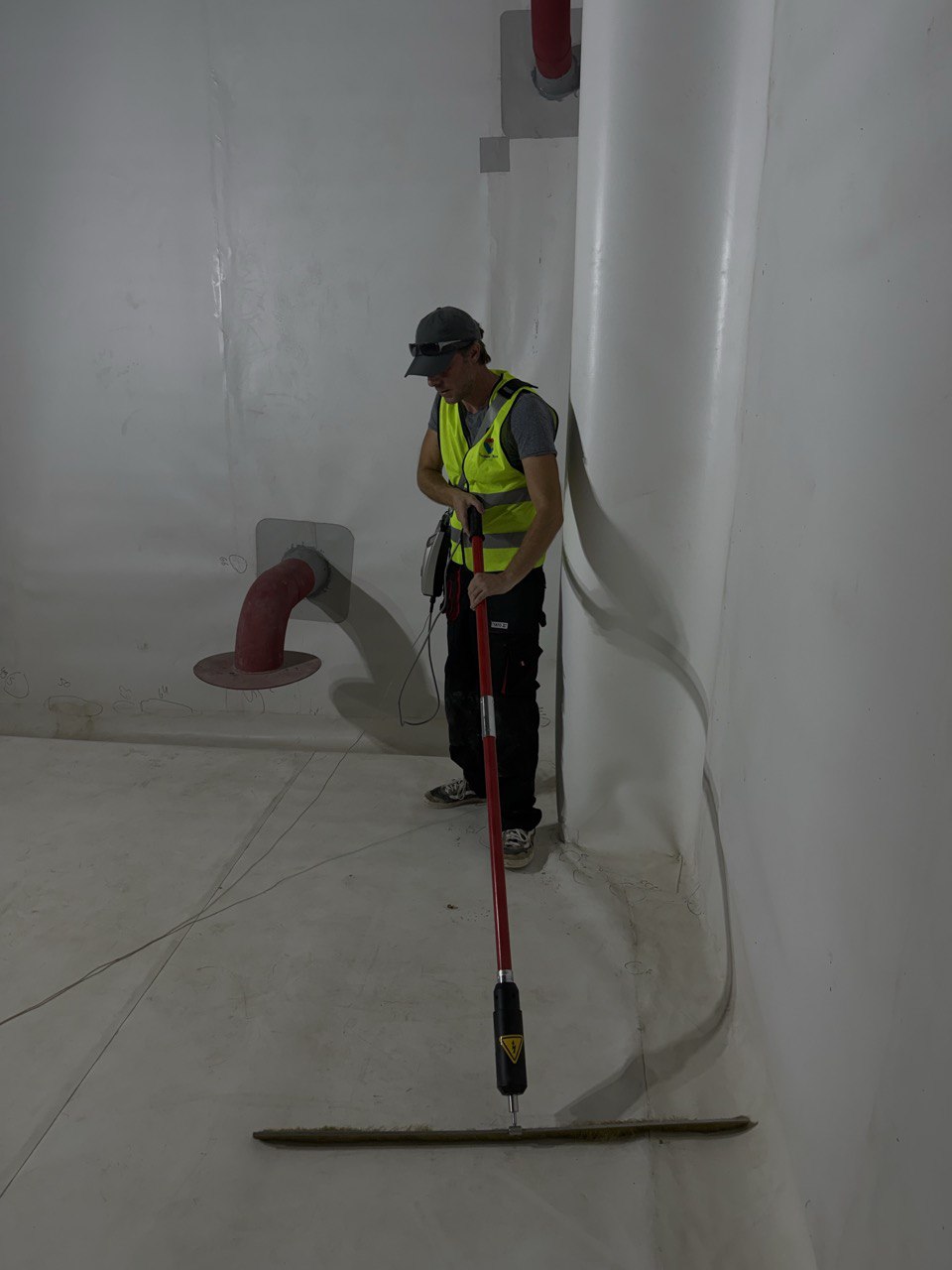 დეფ აუზ 4